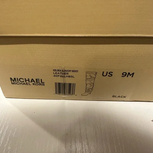 Michael Kors Elegant Black Leather Boots - Picture 4 of 4